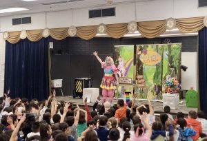 CCSD kids learn confidence and perseverance during Miss Fairy G’s interactive Growth Mindset magic assembly. Elementary school assembly program in Clark County